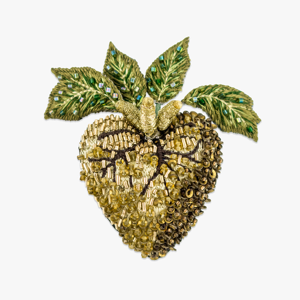 vine heart brooch by trovelore